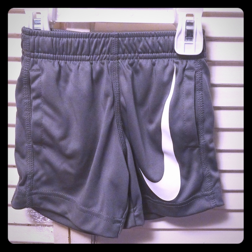 Nike toddler shorts